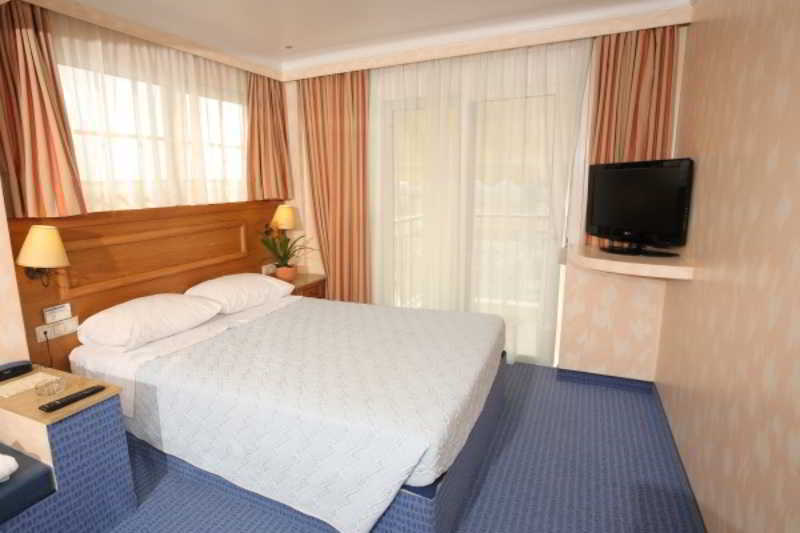 Noufara Hotel Pireusz Kültér fotó